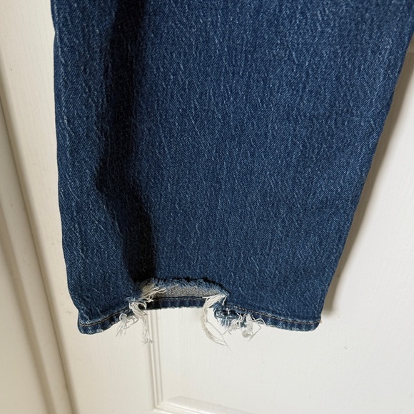 Abercrombie & Fitch High Rise 90’s Relaxed Jeans - Picture 7 of 8